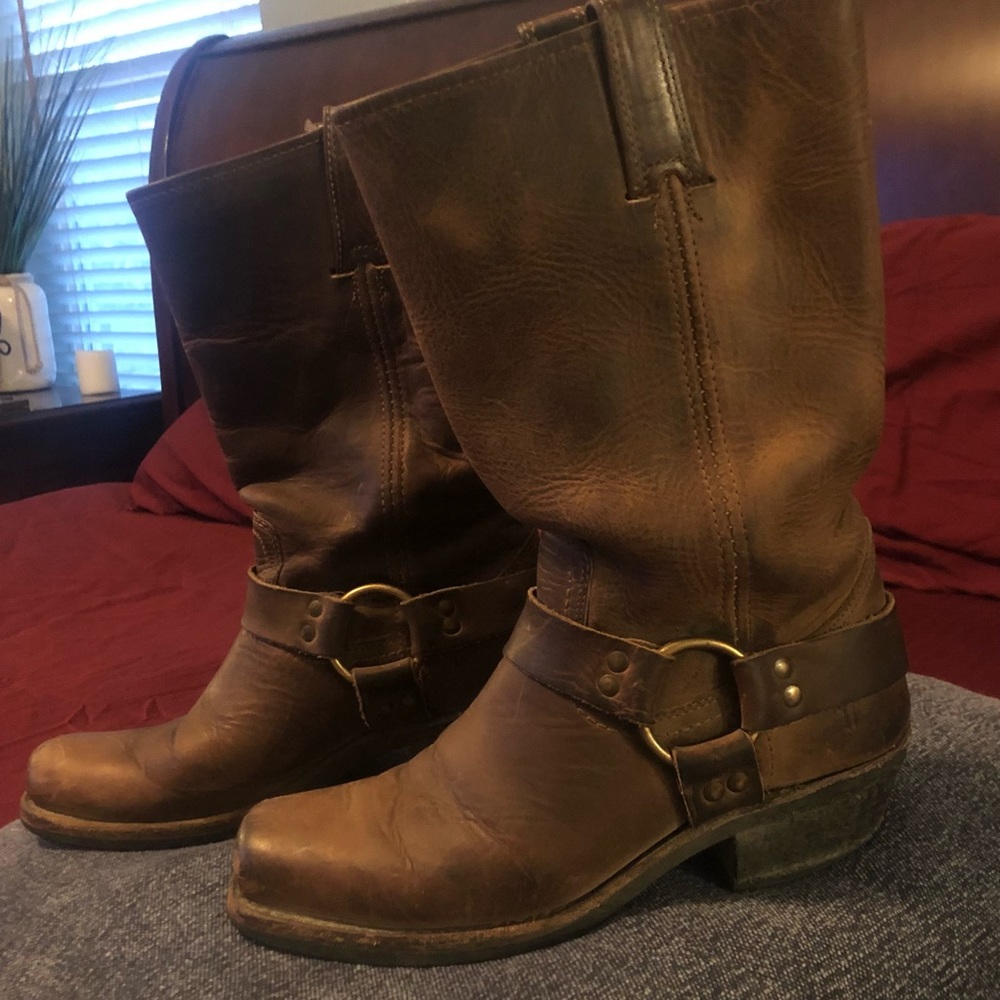FRYE BOOTS